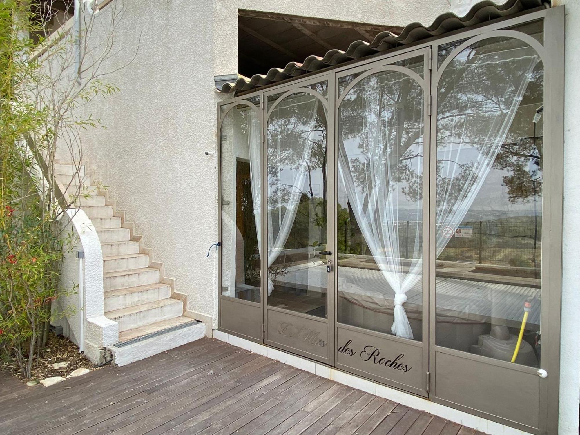 Des Roches à Casa de hóspedes 5*
